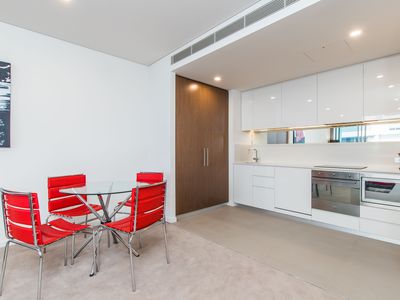 411  /  2 Moreau Parade, East Perth
