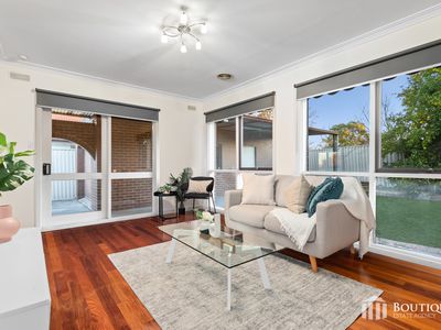 28 Shalimar Crescent, Dandenong North