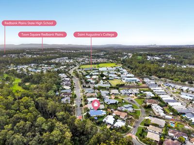 60 Saint Augustines Drive, Augustine Heights