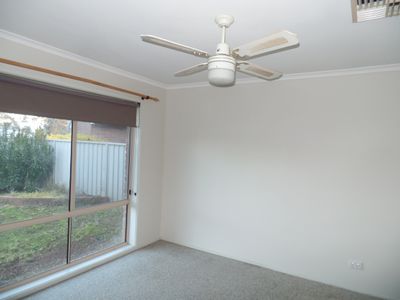 35 Homewood Drive, Mooroopna