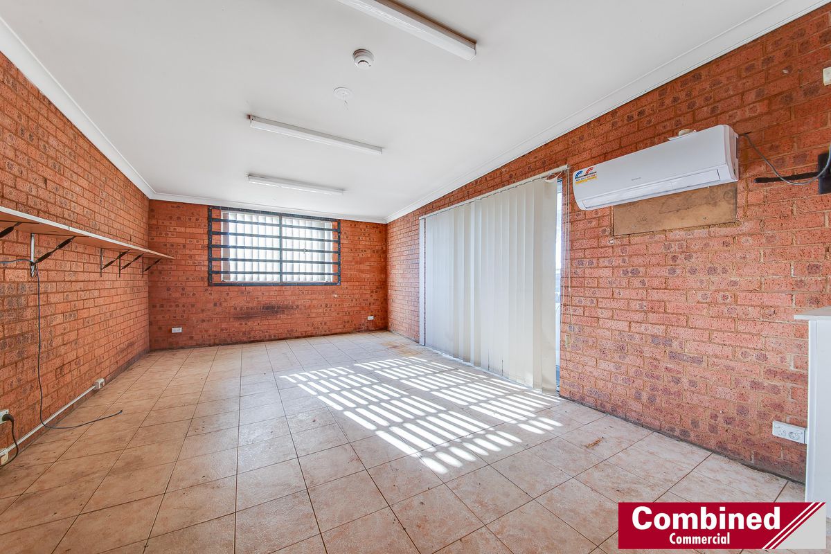 1 Grahams Hill Road, Narellan