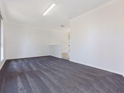 1 Abingdon Road, Swan View