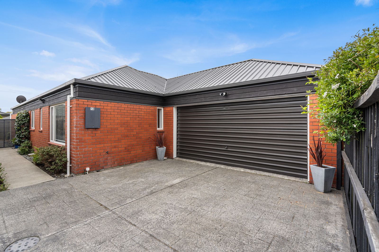12 McLeish Lane