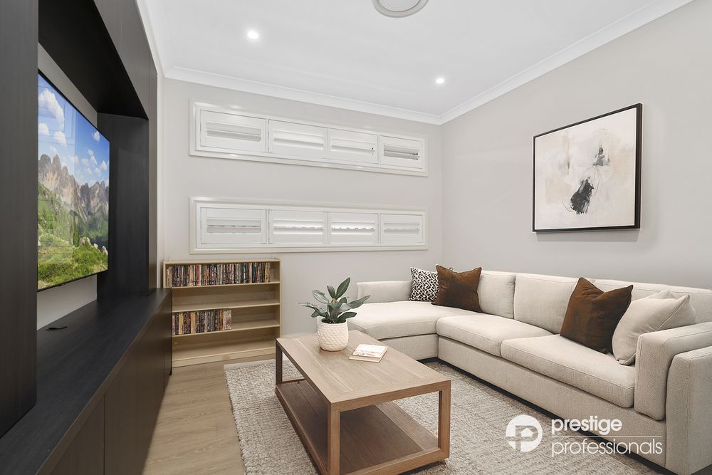 18 Silverleaf Lane, Moorebank