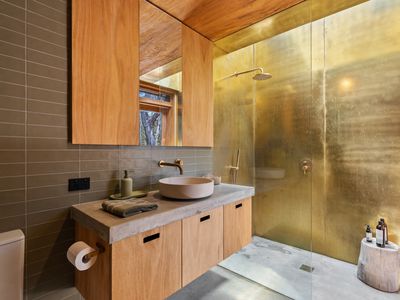 21 Flakemores Road, Eggs And Bacon Bay