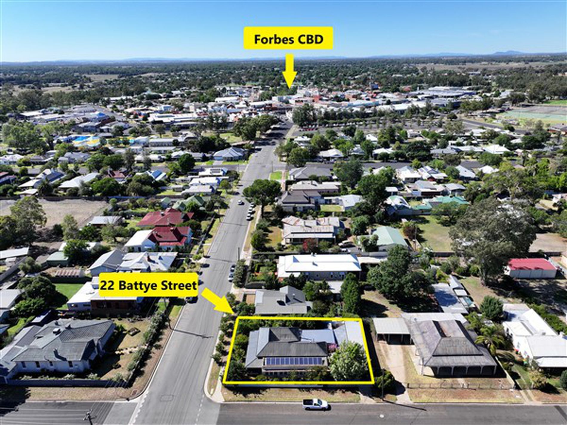 22 Battye Street, Forbes