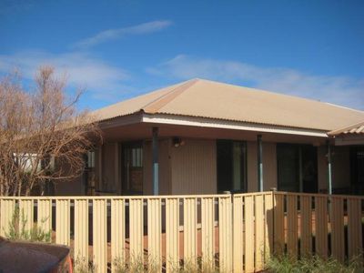 1 / 6 Nardoo Loop, Newman