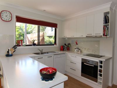 13 Lake Vista Crescent, Forster