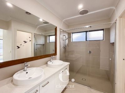 12 Mallacoota Crescent, Armstrong Creek
