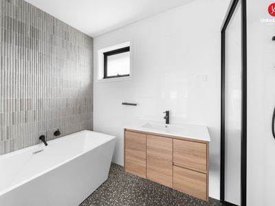 5 Calendula Court, Casula