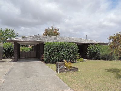 13 Scole Place, Huntingdale