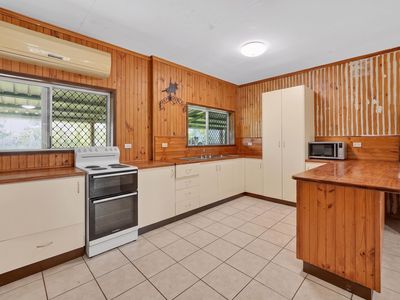 1446 Midge Point Road, Midge Point
