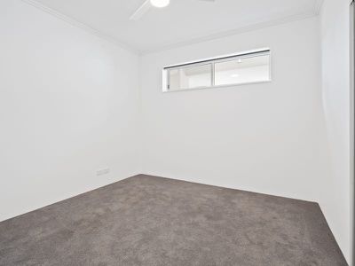 1706 / 1 Rialto Quay Drive, Hope Island