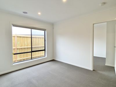 123 Palmdale Crescent, Mambourin