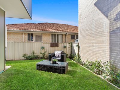2 / 72 Kingston Street, Oak Flats