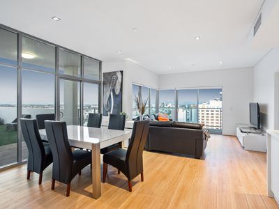 2201 / 237 Adelaide Terrace, Perth