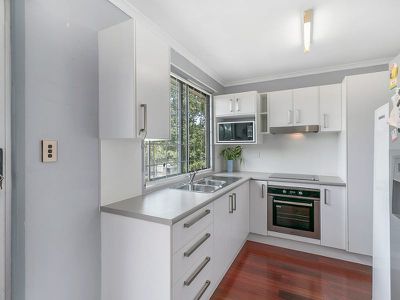 23 Minoa Street, Woodridge