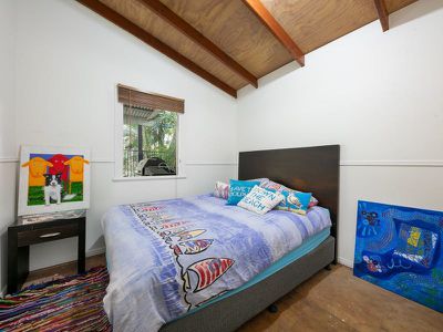4 Pines Avenue, Cooroibah