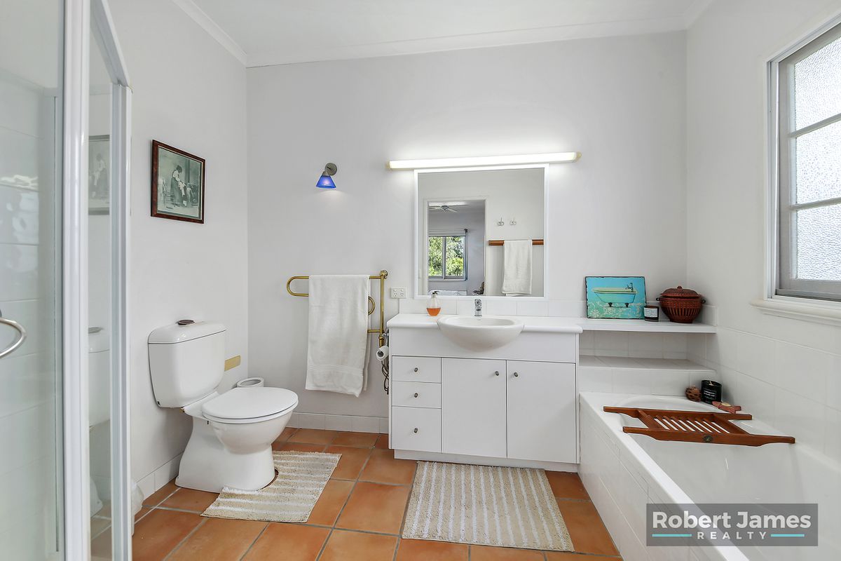 37 Moorindil Street, Tewantin