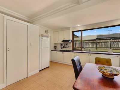 20 Lake Terrace East, Mount Gambier