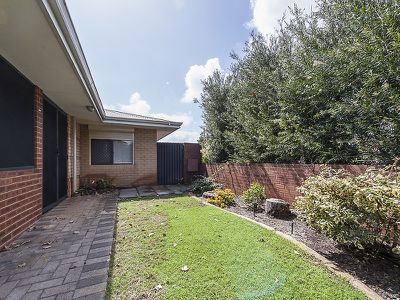 4 / 2 Cambey Way, Brentwood