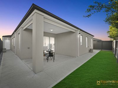 27 Vogue Drive, Wyndham Vale