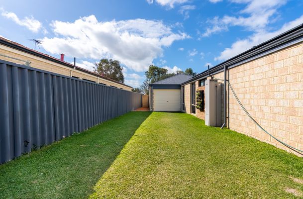 42 Achiever Avenue, Port Kennedy