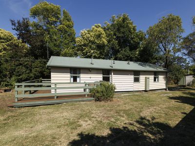 3 Freeburgh Avenue, Mount Beauty