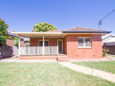 61 Sterling Street, Dubbo