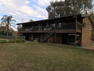 74 Reymond St, Forbes