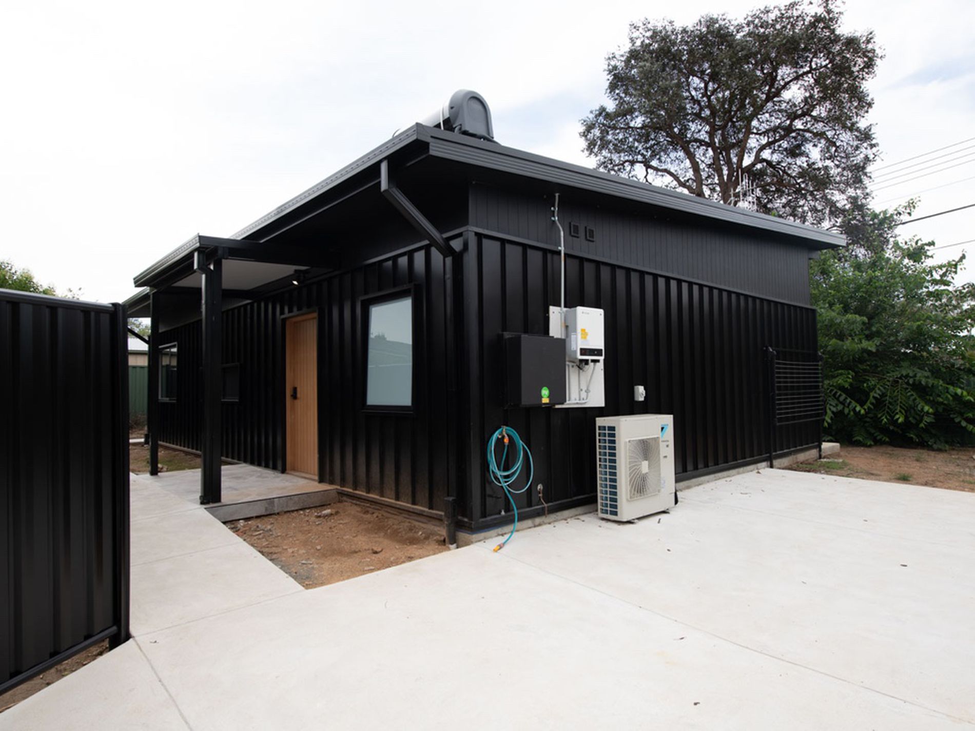 2 / 17 Renwick Street, Chifley
