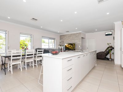24A Brandon Way, Lynwood