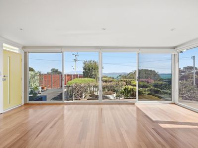 98 Carlton Beach Road, Dodges Ferry