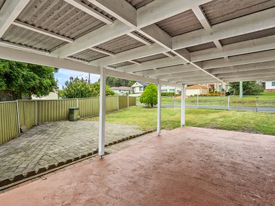 2 Devonshire Crescent, Oak Flats