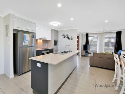 10 Eagle Rd, Woodgate