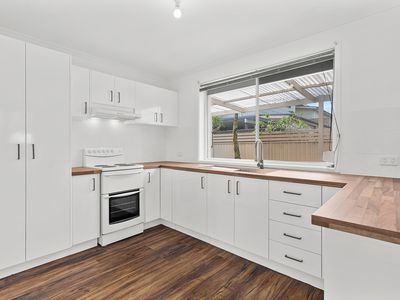 4 / 2 Windang Street, Albion Park Rail