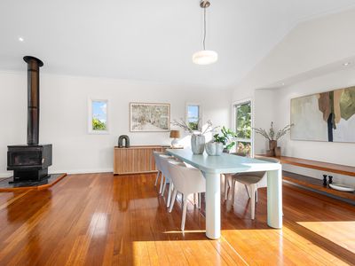 6 Taylor Drive, Pomona