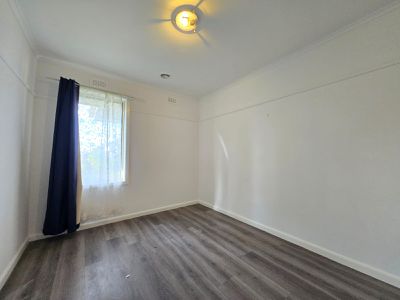 157 Boldrewood Parade, Reservoir