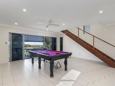 6 Panorama Court, North Ward