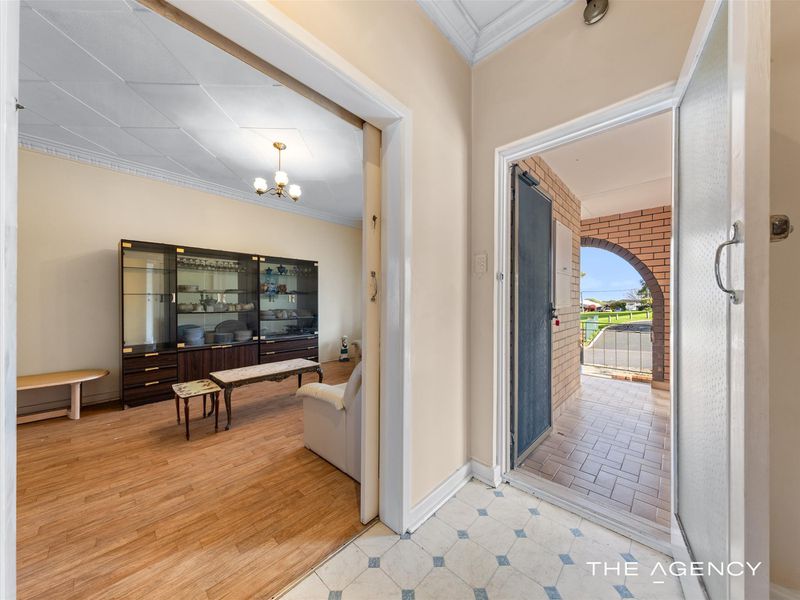 16 Young Place, Hamilton Hill