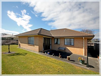 93A Queen Street West, Levin