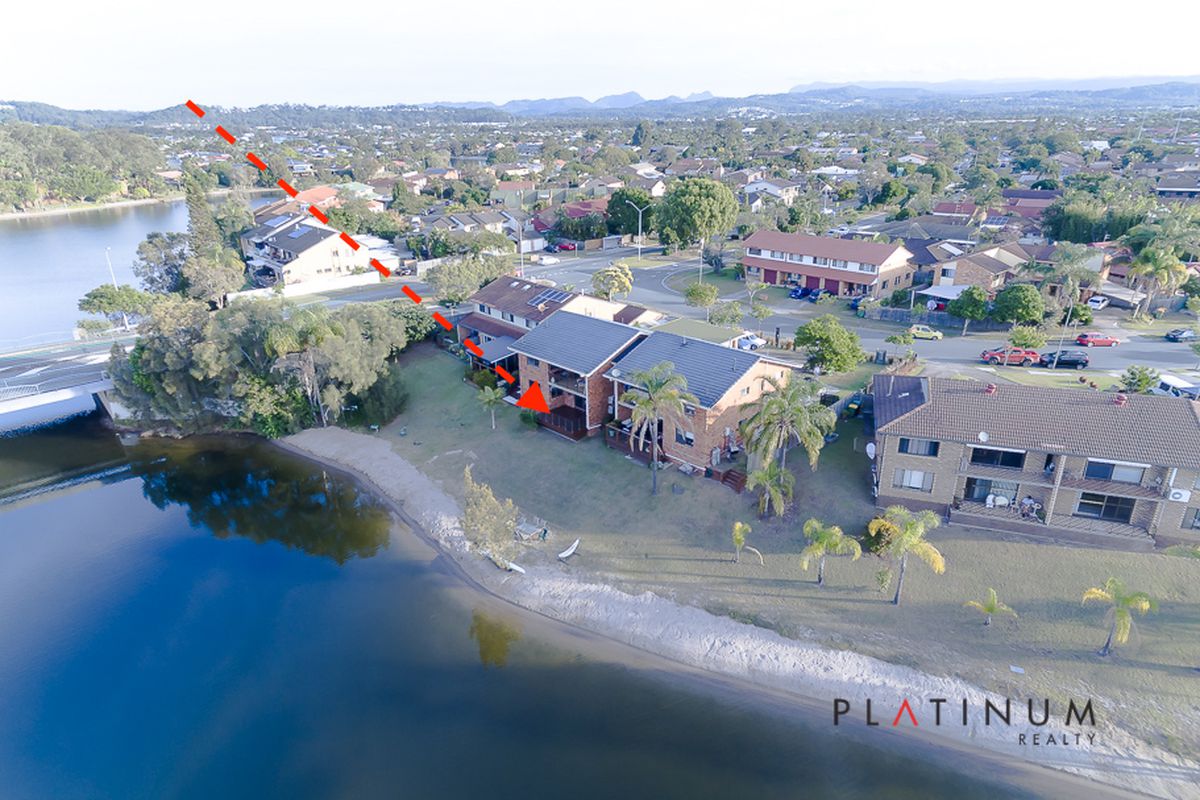 2 / 3 BARBET PLACE, Burleigh Waters