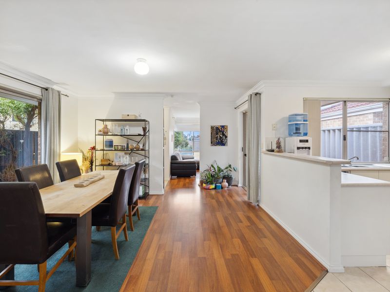 2 Stannard Street, St James