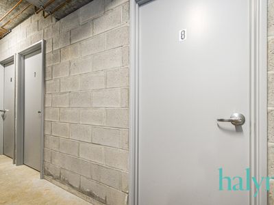 8 / 125 Fairway, Crawley