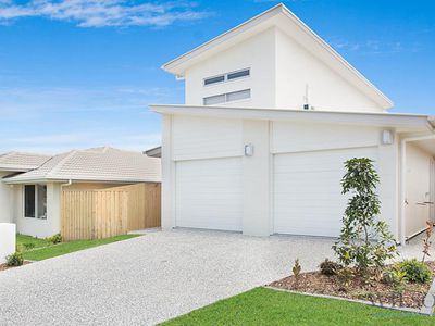 2 / 18 Mayfair Crescent, Kallangur