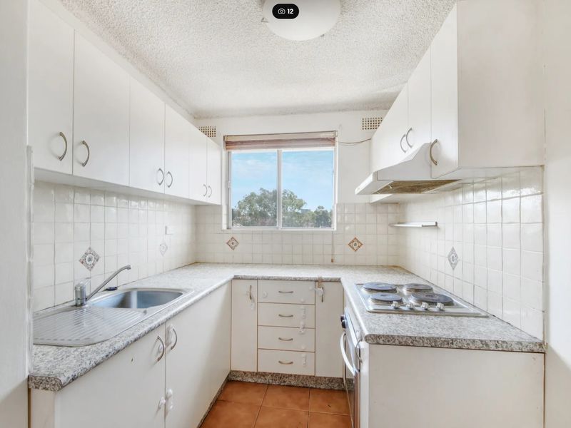 12 / 261 King Georges Road, Roselands