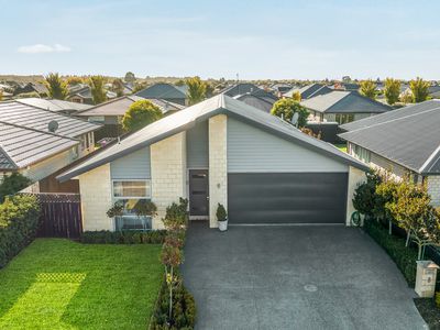 8 Sandstone Crescent, Rolleston