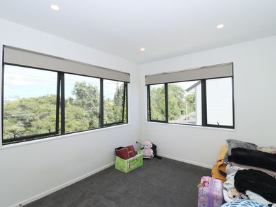 2  Korokio Lane, Henderson