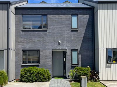 13 / 170 Fraser Avenue, Johnsonville
