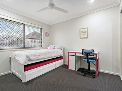 6 Brighton Court, Wakerley